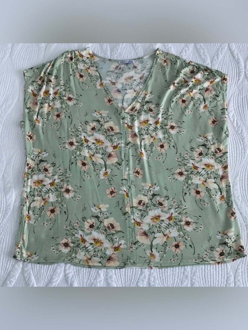 Dex Sage Green Floral V-Neck Top Blouse Size XL